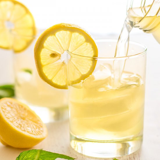 Homemade Lemonade for Two