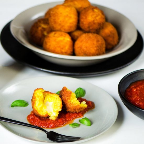 Risotto Balls with Spicy Sauce