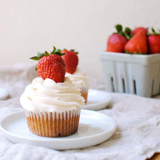 Strawberry Banana Cupcakes