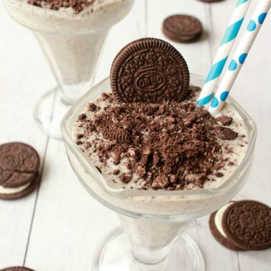 Vegan Oreo Milkshake