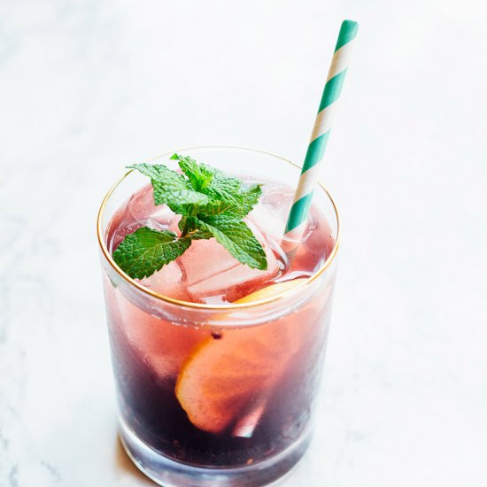 Blackberry Iced Tea with Mint