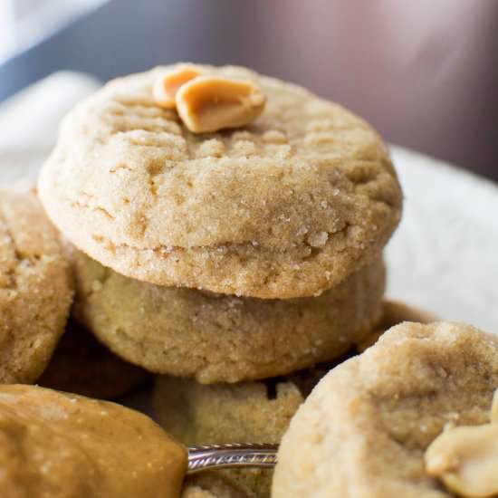 Classic Peanut Butter Cookies