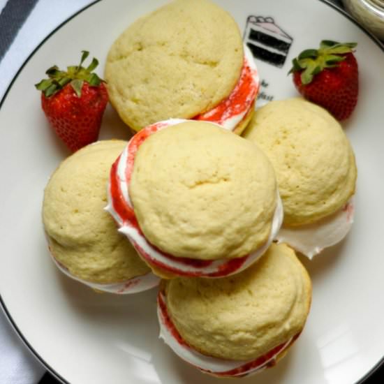 Strawberry Almond Whoopie Pies