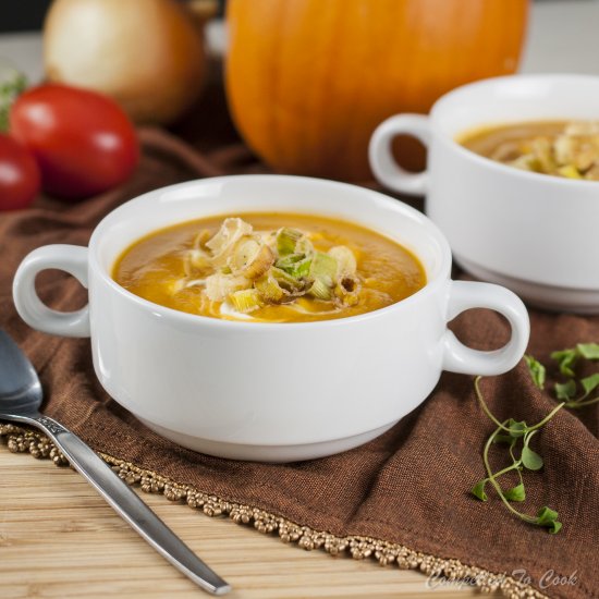 Roasted Tomato Pumpkin Soup