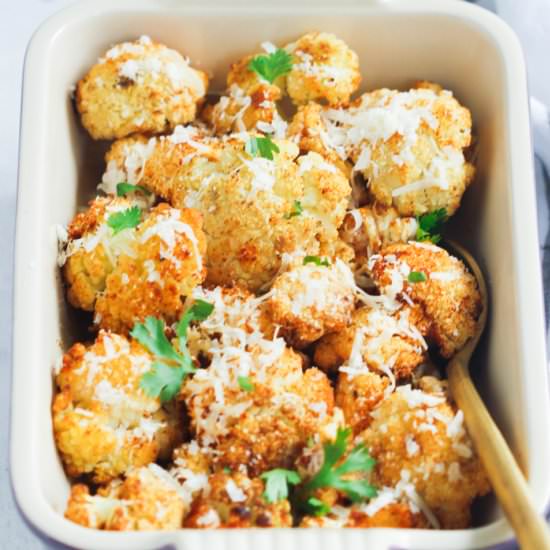 Garlic Parmesan Roasted Cauliflower