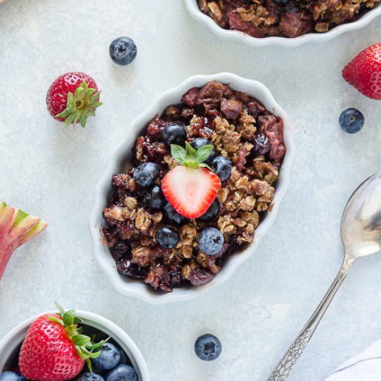 Crock Pot Mixed Berry Rhubarb Crisp