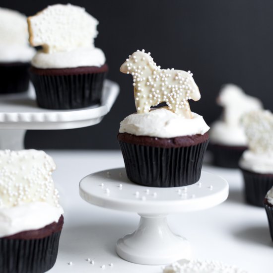 Black/White Animal Cookie Cupcakes