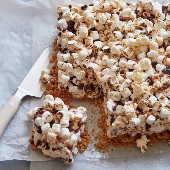 S’more Popcorn Bars