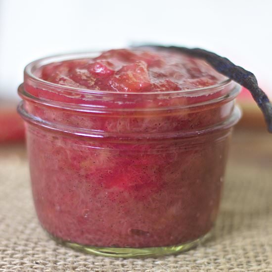 Rhubarb Vanilla Bean Compote