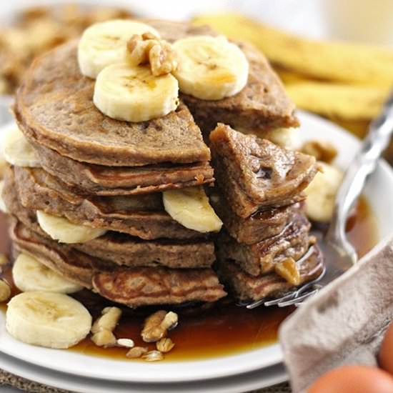 Flourless Banana Bread Pancakes