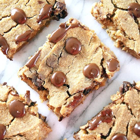 Chocolate Chip Cookie Gooey Bars