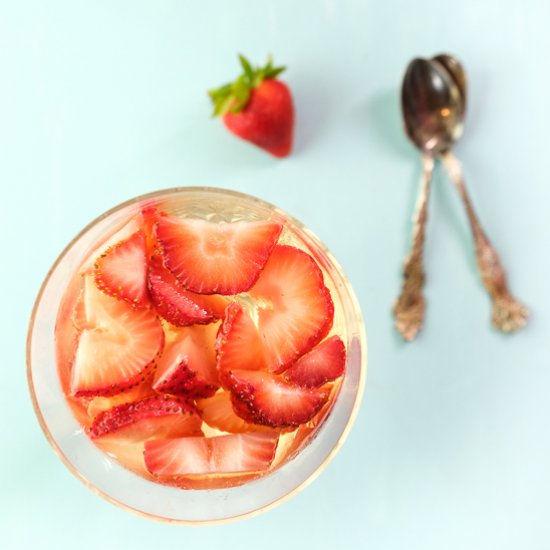 Sparkling Wine Strawberry Gelatin