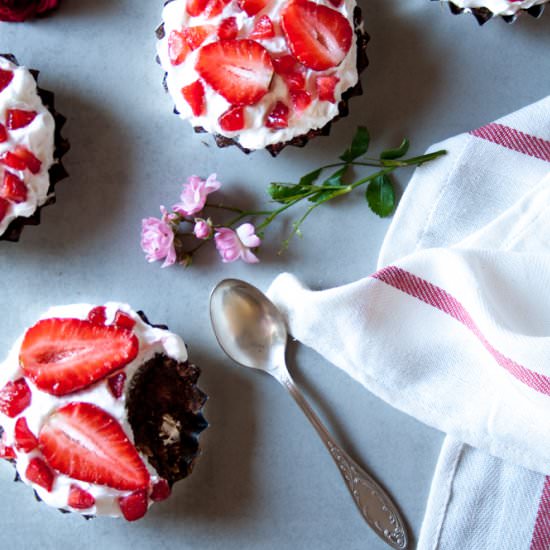 PB&J Chocolate Tarts