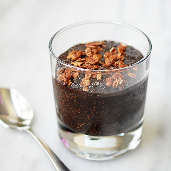 Chocolate chia seed pudding