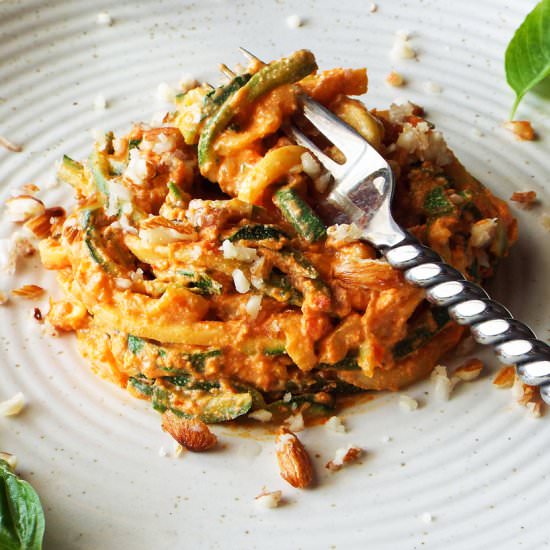 Zucchini Spaghetti+Red Pepper Pesto