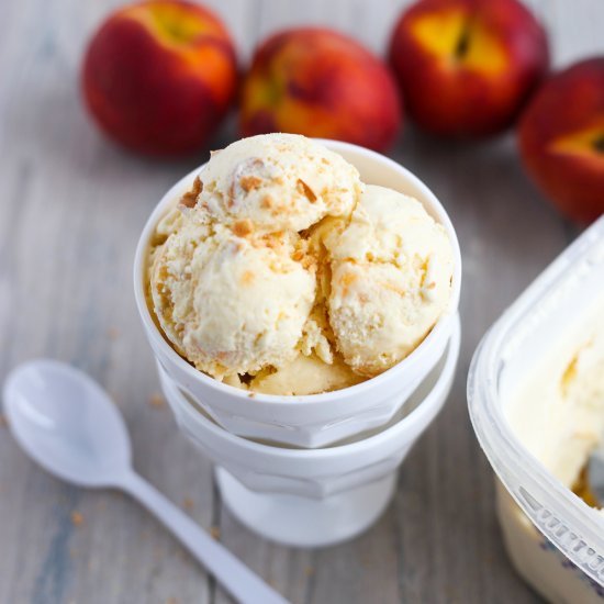 Homemade Peach Ice Cream