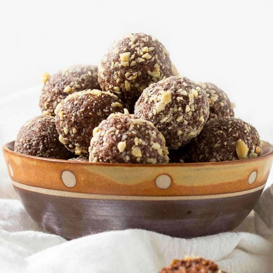 Easy No Bake Energy Balls