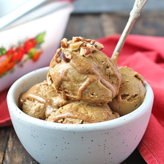 Paleo Almond Molasses Ice Cream