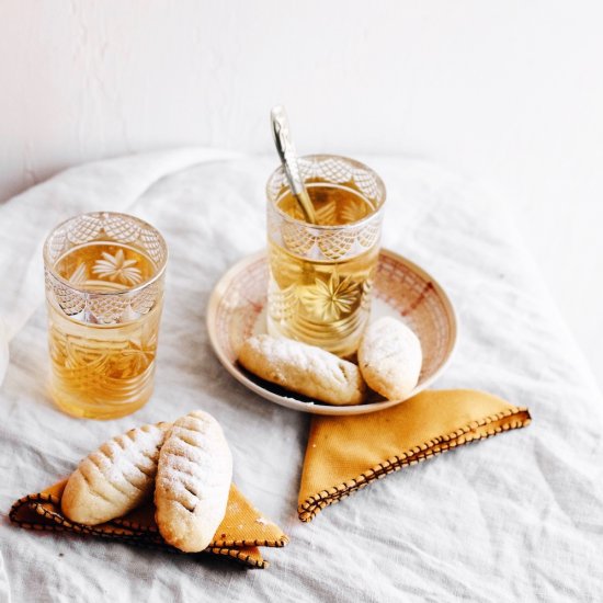 Moroccan Date-Stuffed Cookies