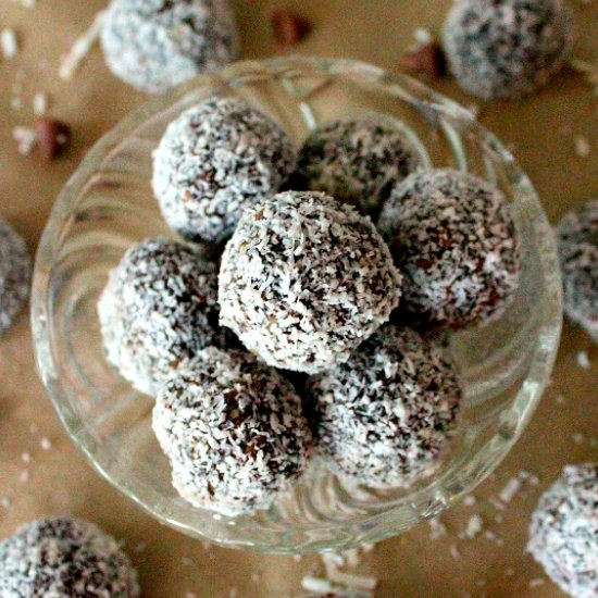 Walnut Raisin Energy Balls