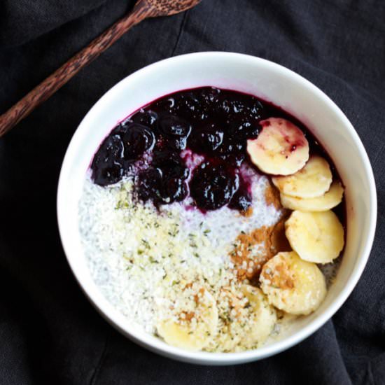 Vanilla Chia Pudding &Berry Compote