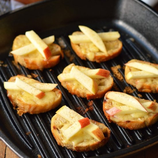 Mini Grilled Cheese with Apples