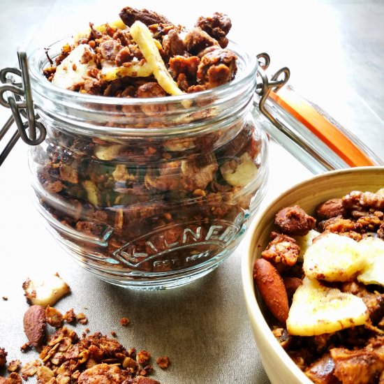 Chunky Monkey Granola