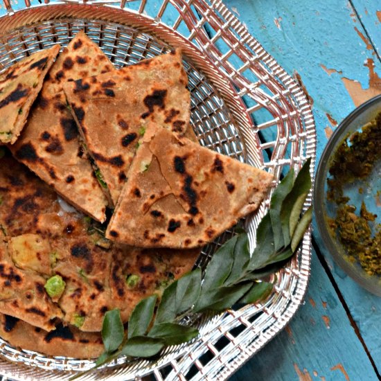 Aloo Pudina Stuffed Paratha