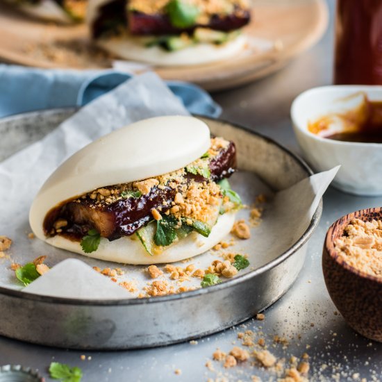 Sticky Pork Gua Bao