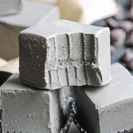 Vegan Raw Black Velvet Fudge