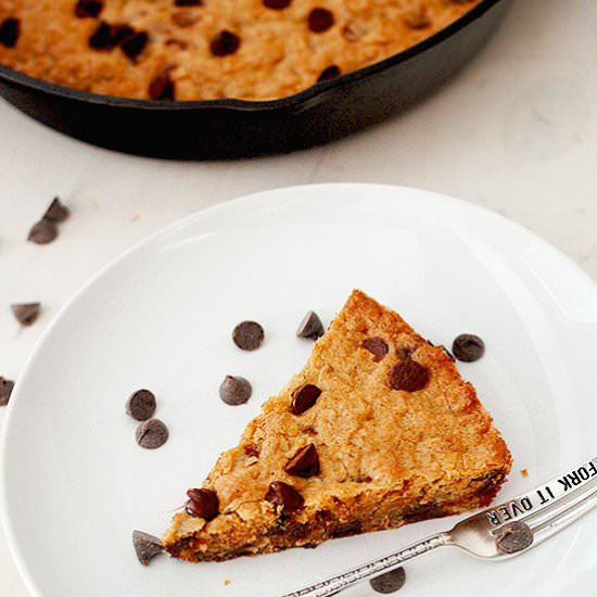 Oatmeal Chocolate Chip Skillet