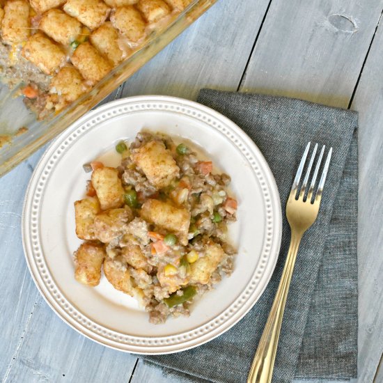 CHEESY TATER TOT CASSEROLE