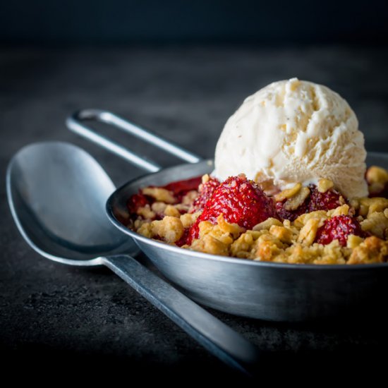 Balsamic Strawberry Crumble