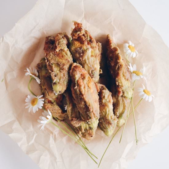 Stuffed zucchini flowers