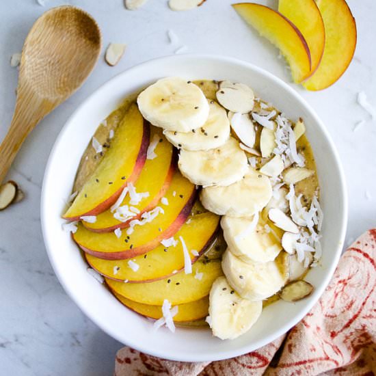 Peach Banana Smoothie Bowl