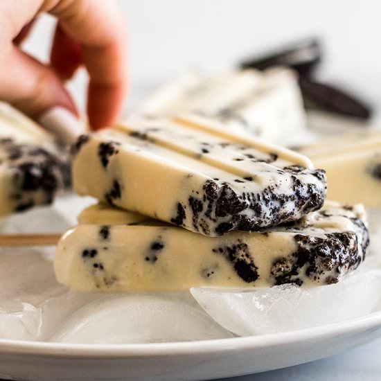 Cookies and Cream Popsicles