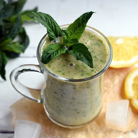 Refreshing Mint Smoothie