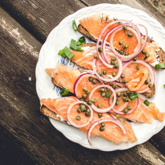 Salmon Sandwiches with Dijon Cream