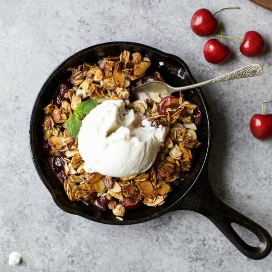 Fresh Cherry Crisp