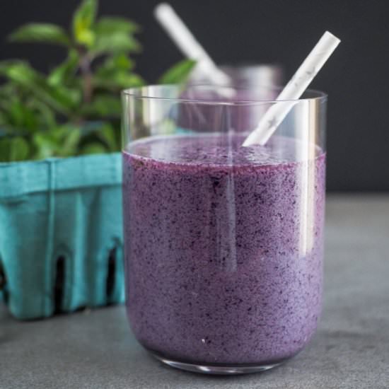 Mint Cucumber Smoothie w/ Blueberry