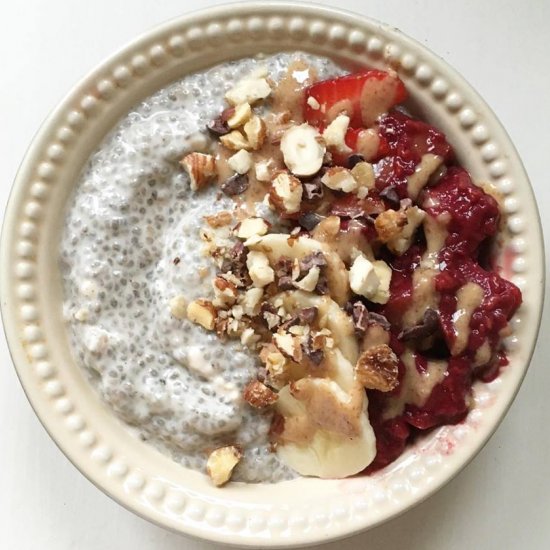 Salted Caramel Chia Pudding