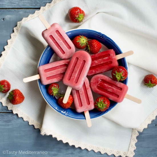 Strawberry popsicles