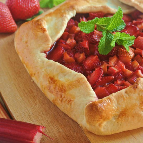 Strawberry Lemon Rhubarb Galette