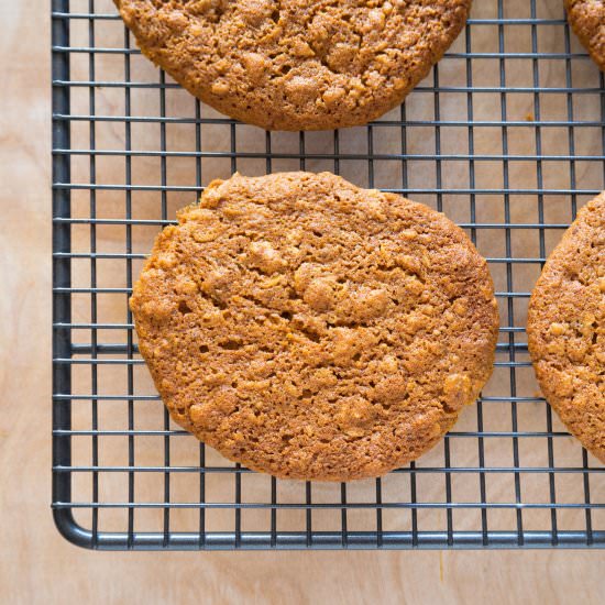 Crunchy Ginger Oat Biscuits