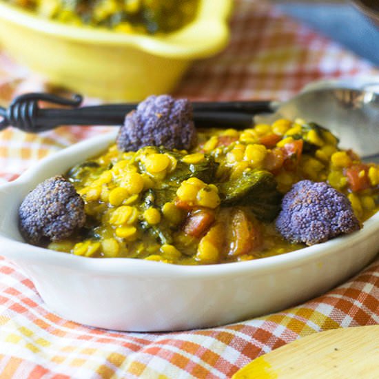 Spinach Yellow Curry Lentils