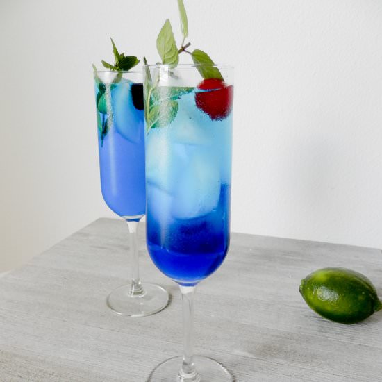 Blue Curacao Spritzer