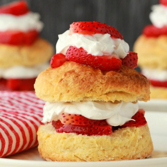 Vegan Strawberry Shortcake