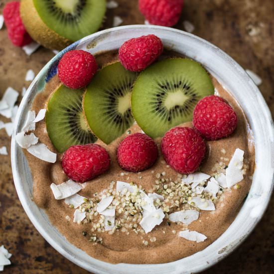 Chocolate Zucchini Smoothie Bowl