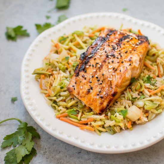 Sesame Sriracha Salmon Nourish Bowl