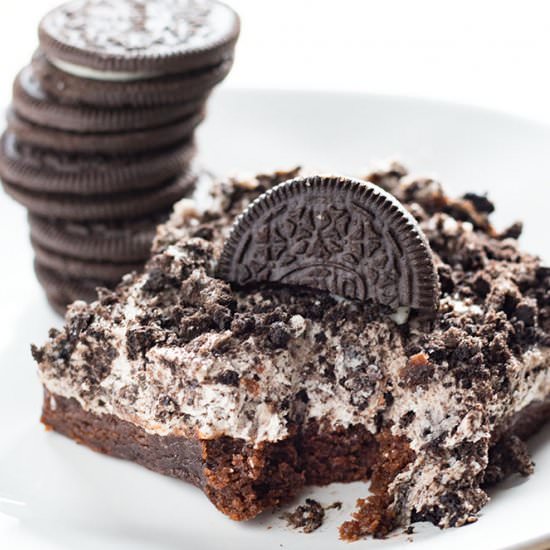 Brownie Bottom Oreo Cheesecake Bars